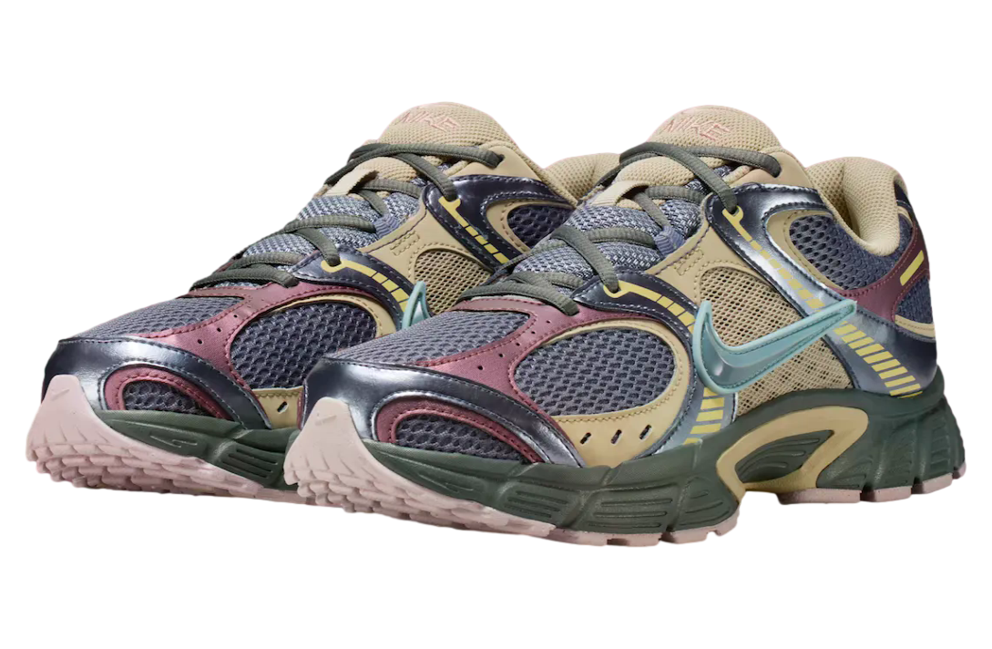 A Ma Maniere x Nike V5 Rnr Light Carbon / Desert Khaki