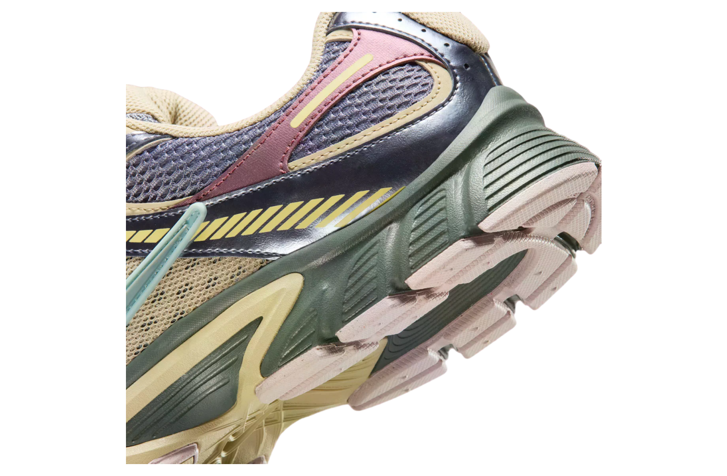 A Ma Maniere x Nike V5 Rnr Light Carbon / Desert Khaki