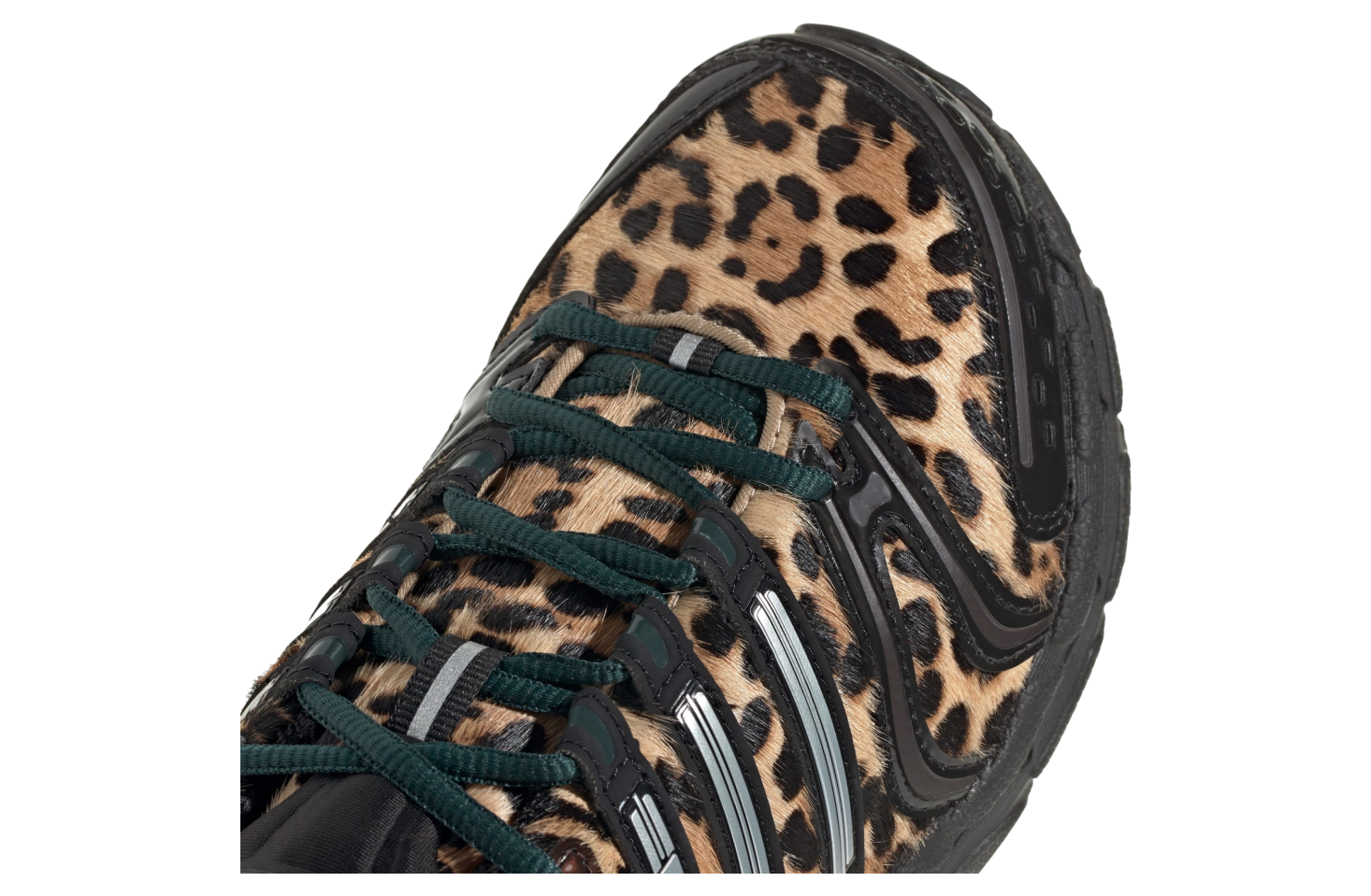 Adidas Adistar Control 5 WMNS Aurora Ivy / Core Black