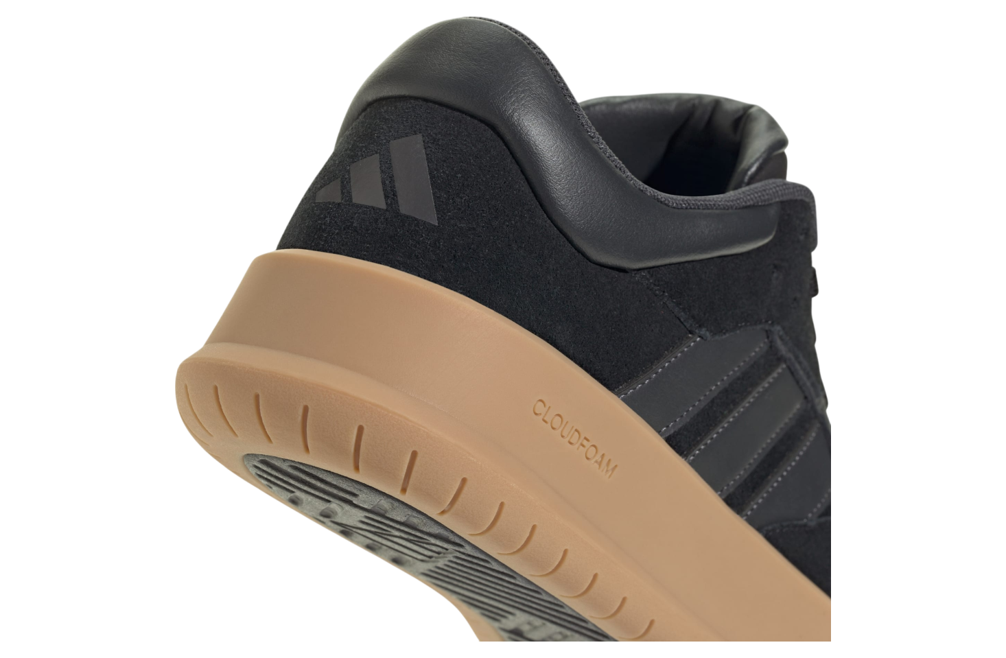 Adidas Court 24 Core Black / Carbon / Gum