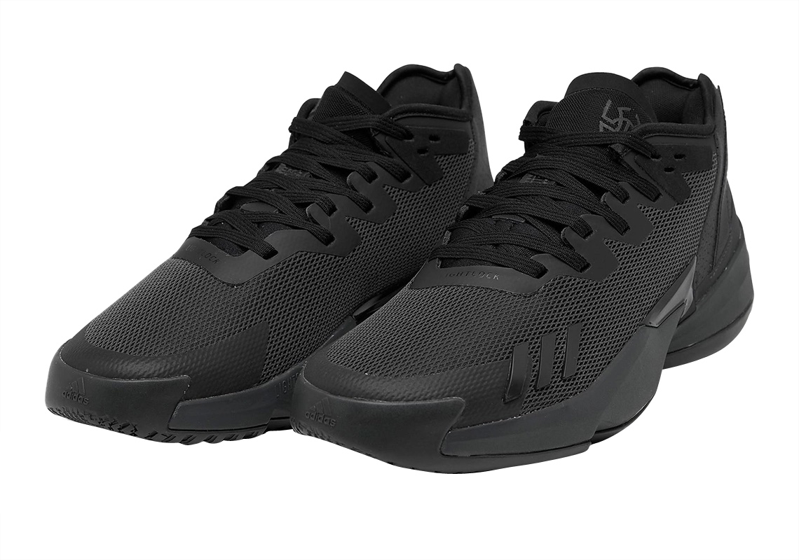Adidas Unisex D.O.N. Issue 4 Basketball Shoes, Black/White/Carbon / 13