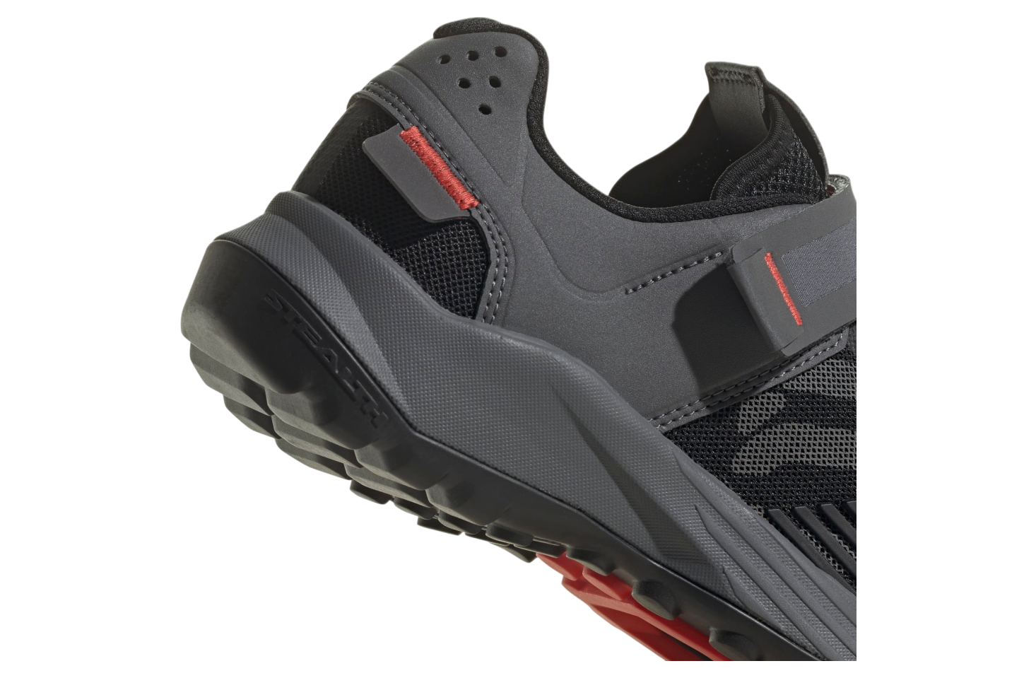 Adidas Five Ten Trailcross Clip-in WMNS Core Black / Red