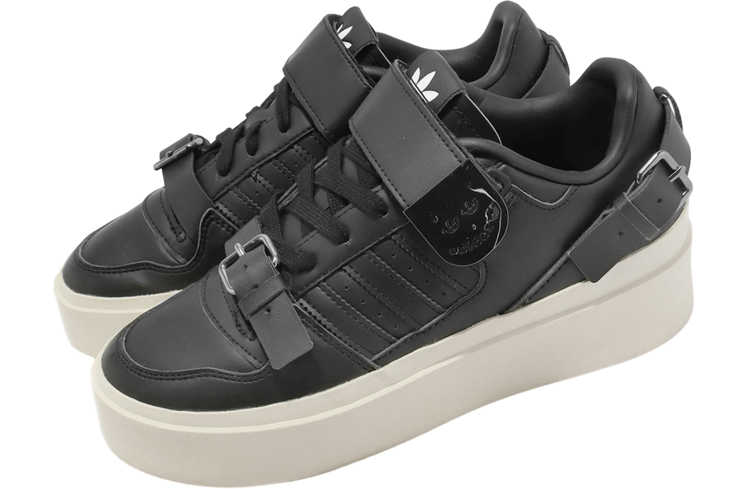 【adidas】★22FW★送料・関税込★FORUM BONEGA W スニーカー adidas FORUM BONEGA W HELLO KITTY OWHITE/CBLACK/FTWWHT