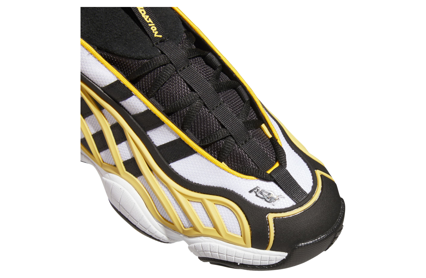 Adidas Intimidation Cloud White / Core Black