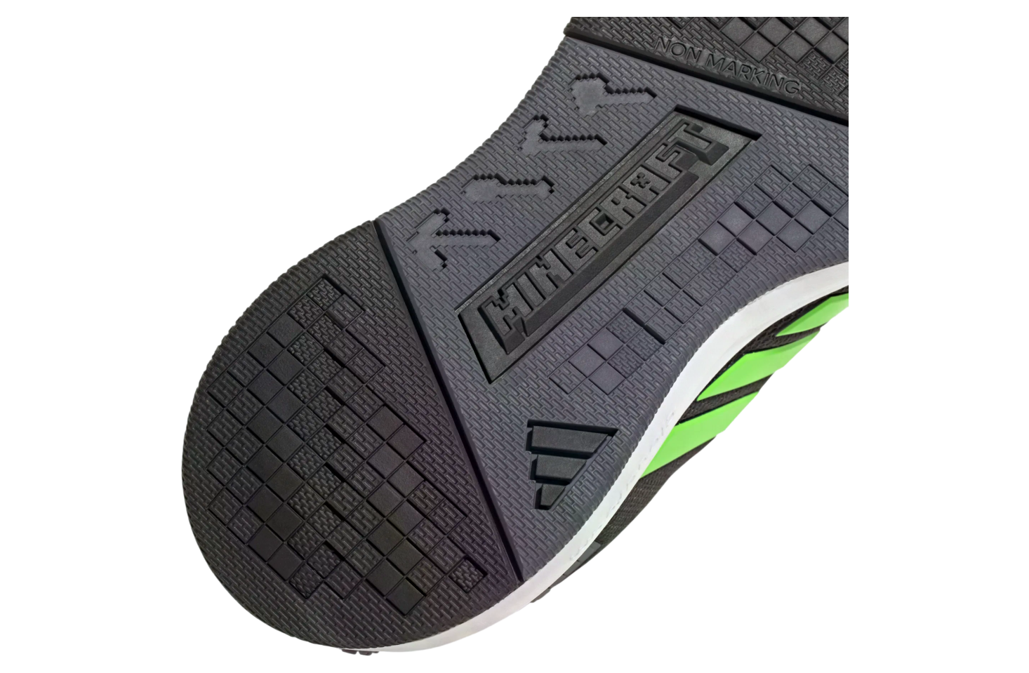 Adidas Minecraft Pro Junior GS Core Black / Cloud White