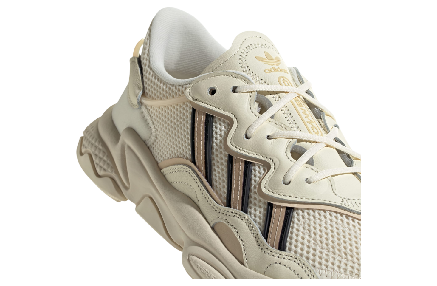 Adidas Ozweego WMNS Cream White / Wonder Gold Met.