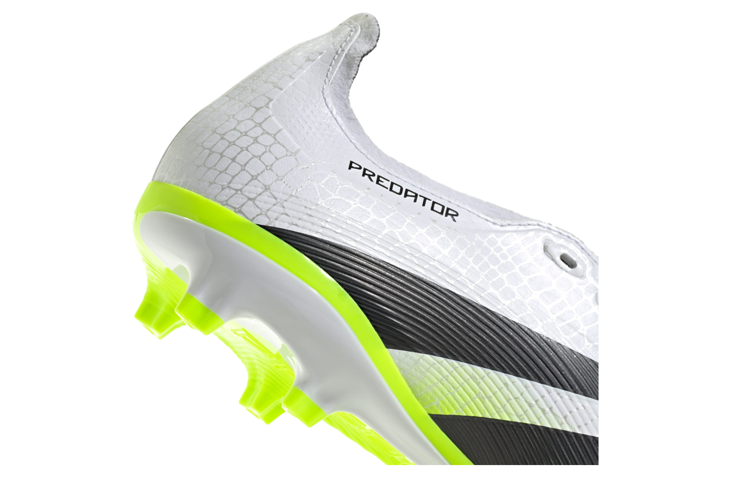 Adidas Predator League Fold-over Tongue Fg/mg Cloud White / Core Black / Lucid Lemon