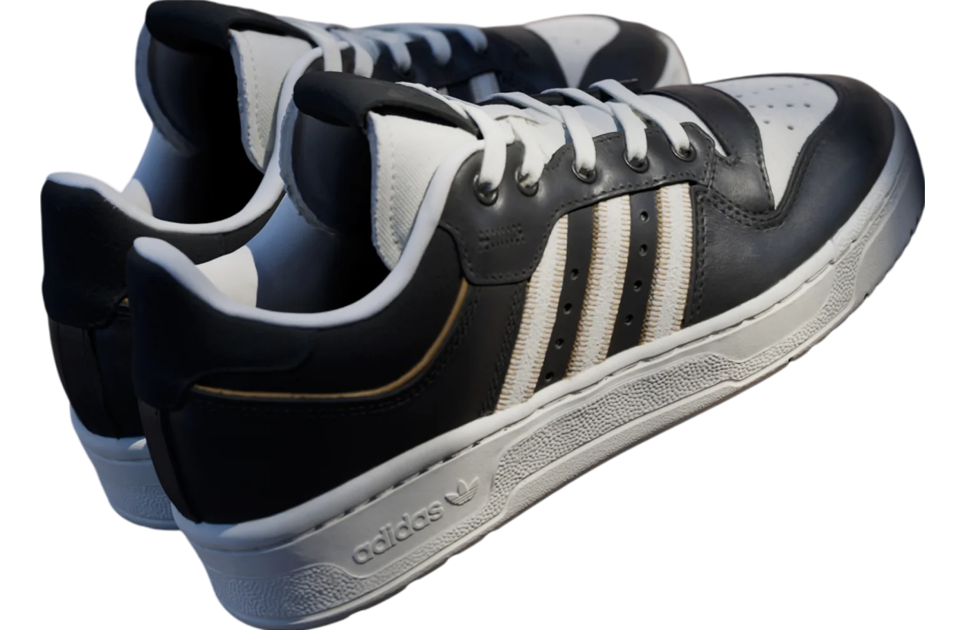 Adidas Rivalry 86 Low WMNS Core Black / Ivory