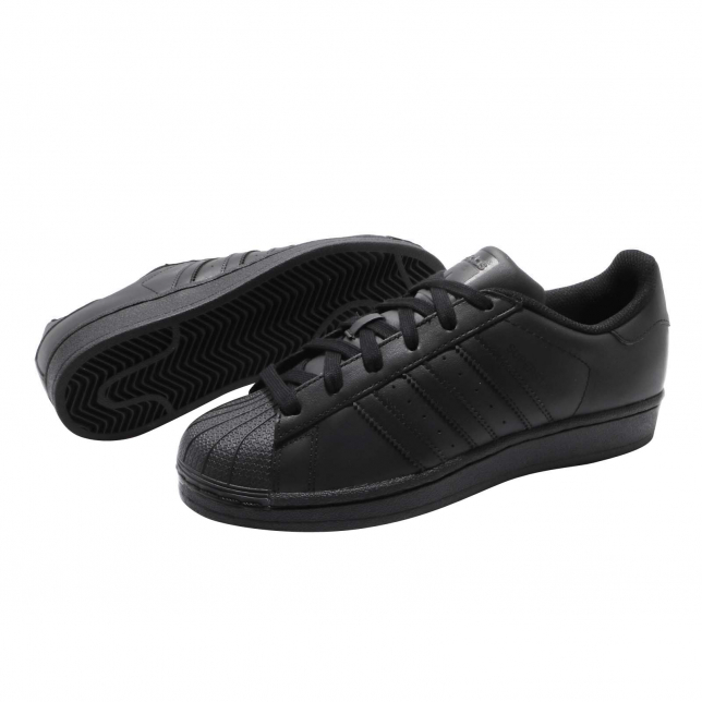 adidas Superstar Triple Black