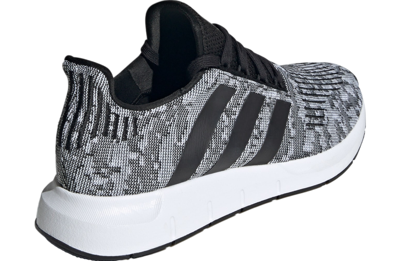 Adidas Swift Run 1.0 Core Black / Cloud White