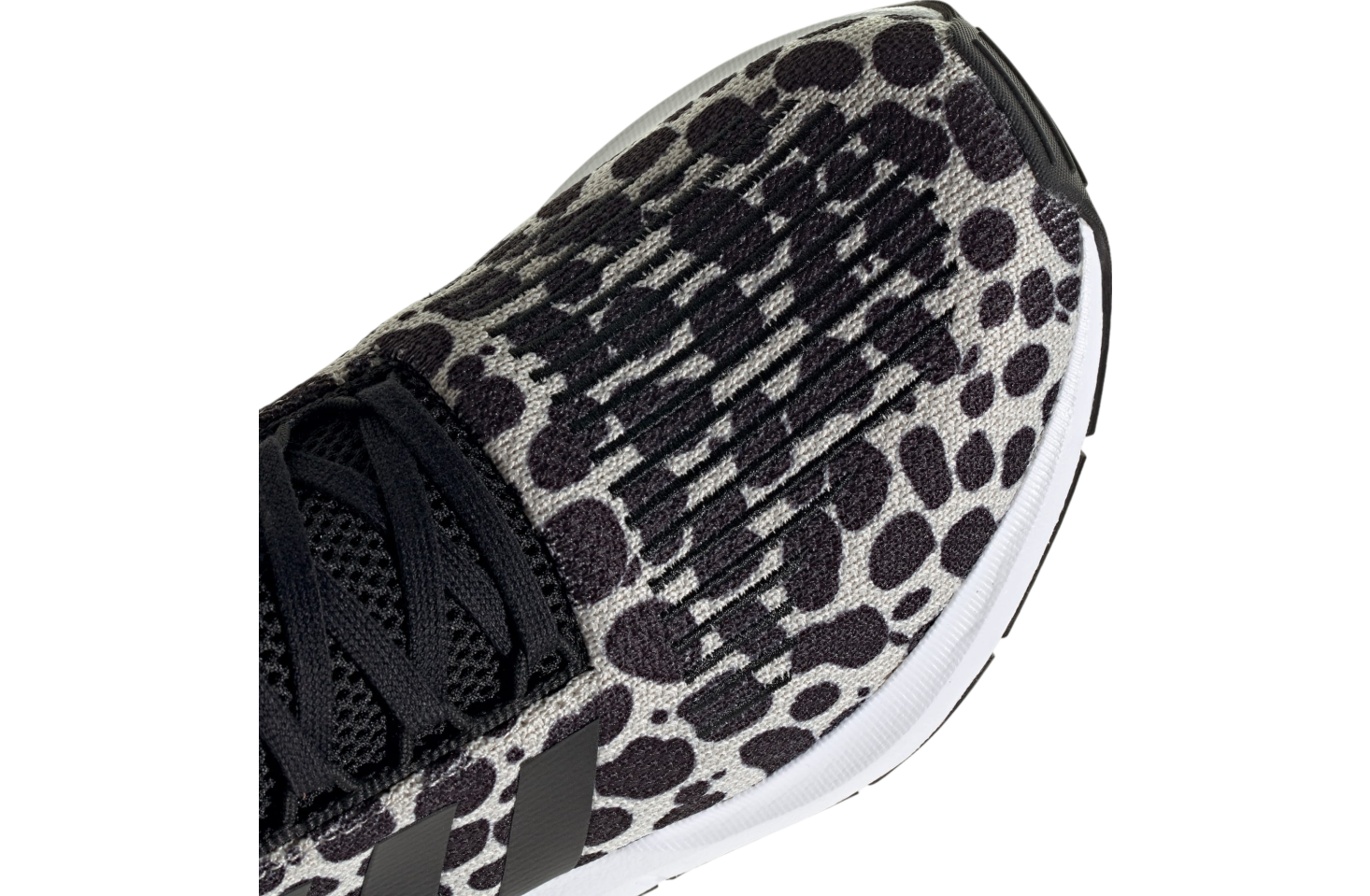 Adidas Swift Run 1.0 WMNS Beige / Core Black