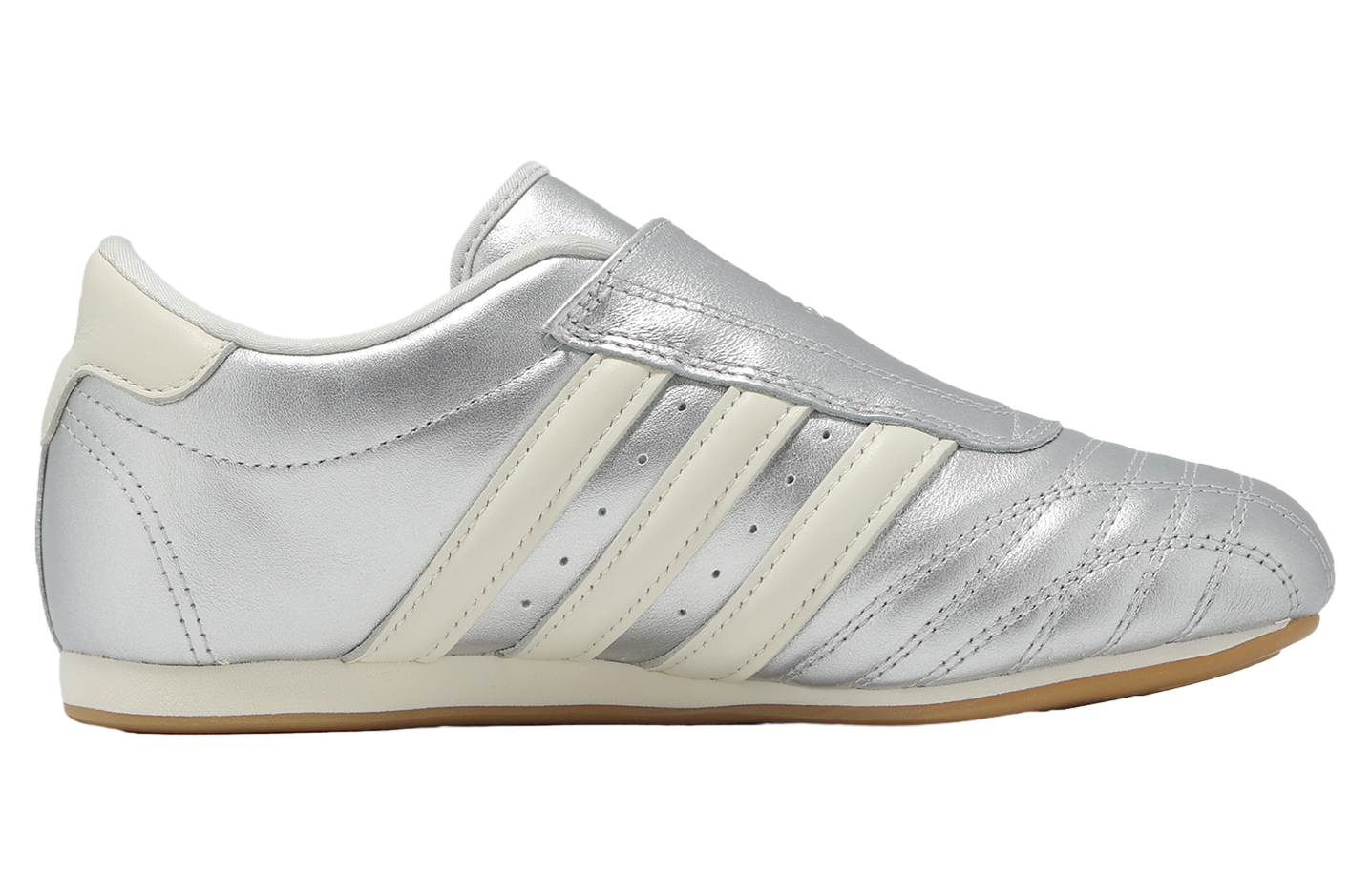 【adidas】Taekwondo Shoes レザー SILVER メタリック Why adidas' Taekwondo Shoes Are the Next 'It' Fashion Sneakers