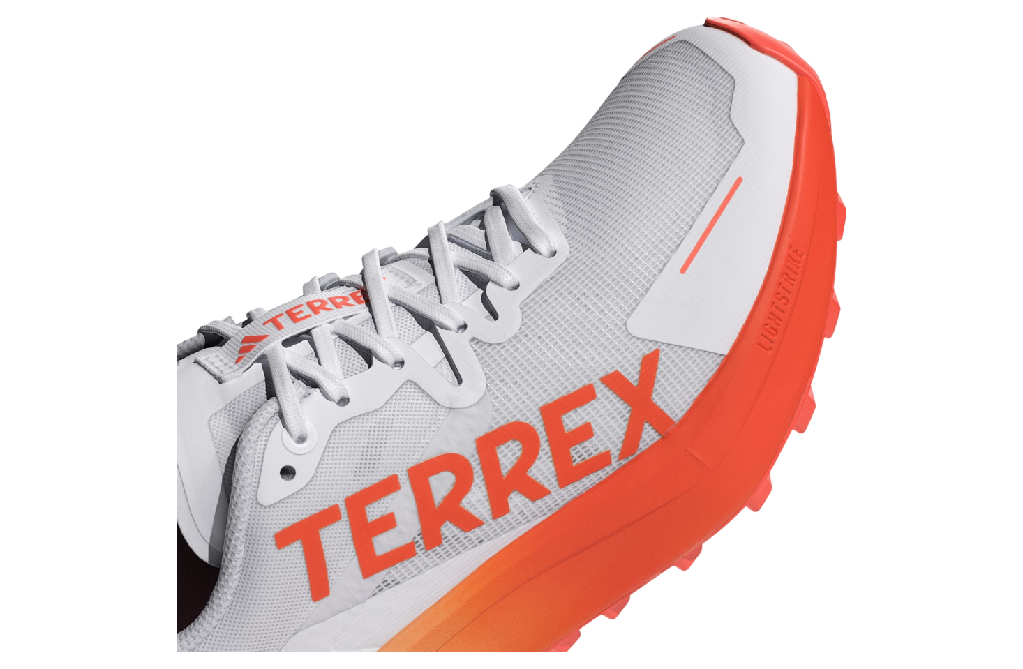 Adidas Terrex Agravic 3 Trail WMNS Cloud White / Semi Impact Orange