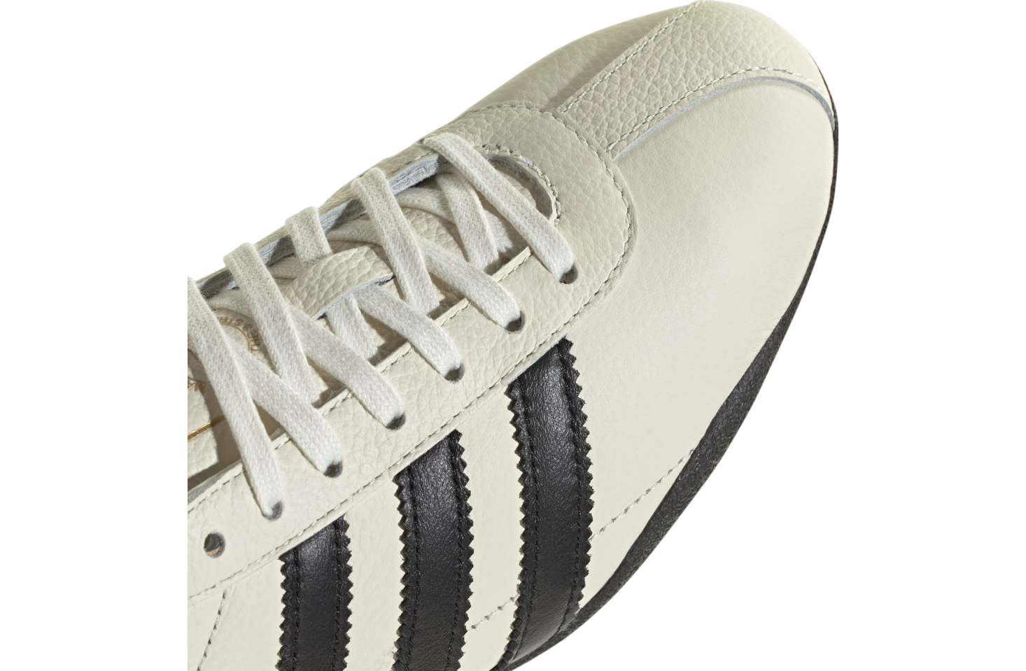 Adidas Tokyo Wmns Off White / Core Black / Gold Metallic