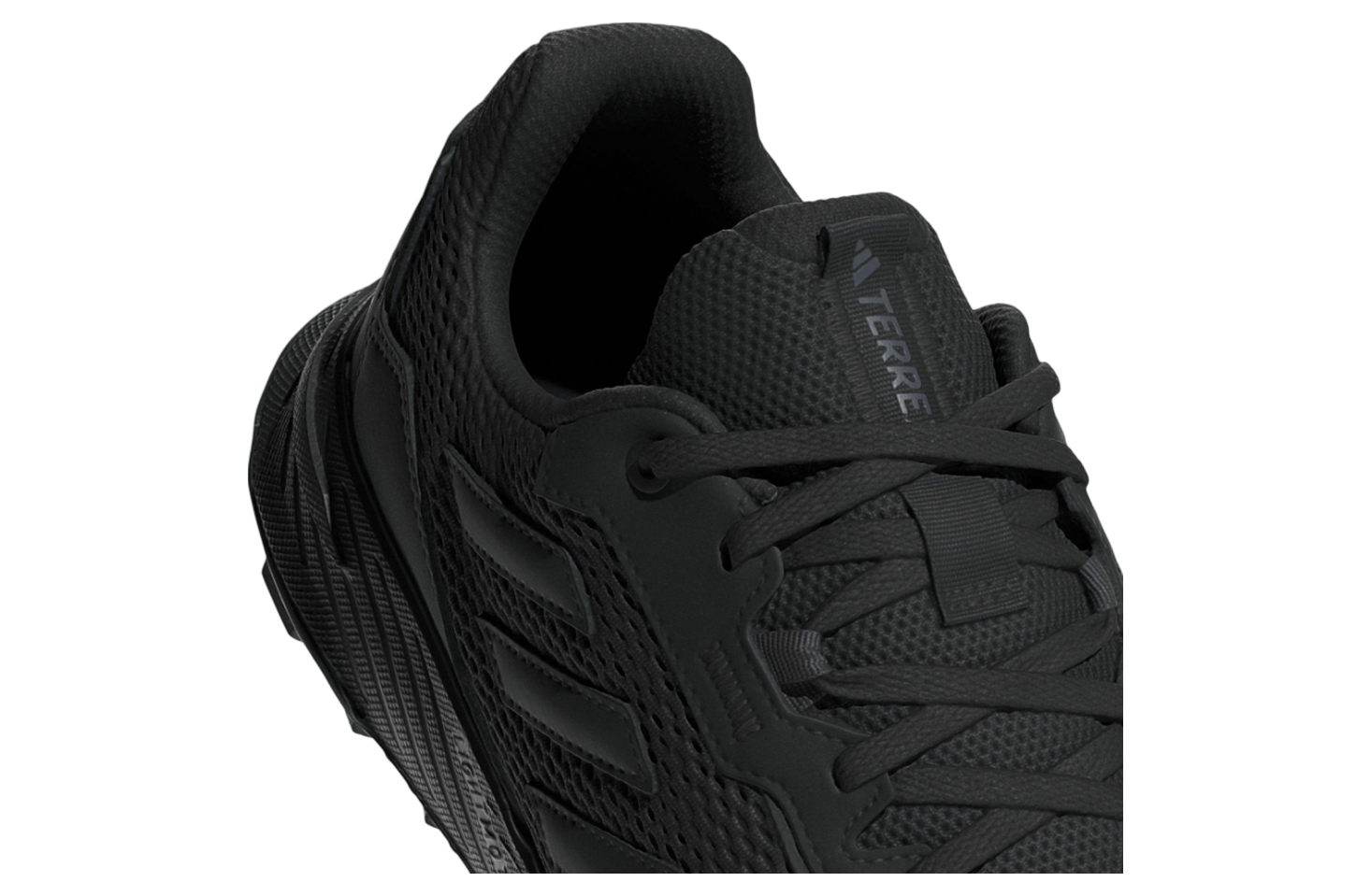 Adidas Tracefinder Core Black / Grey Six