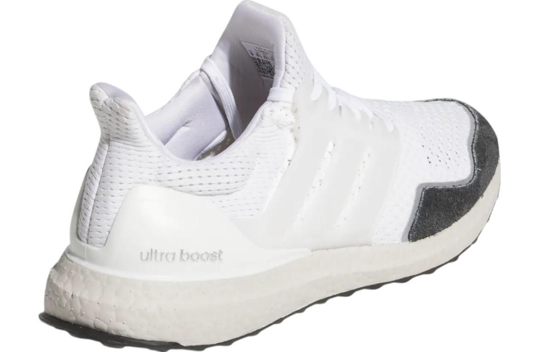 Adidas Ultraboost 1.0 Cloud White / Core Black Toe Box