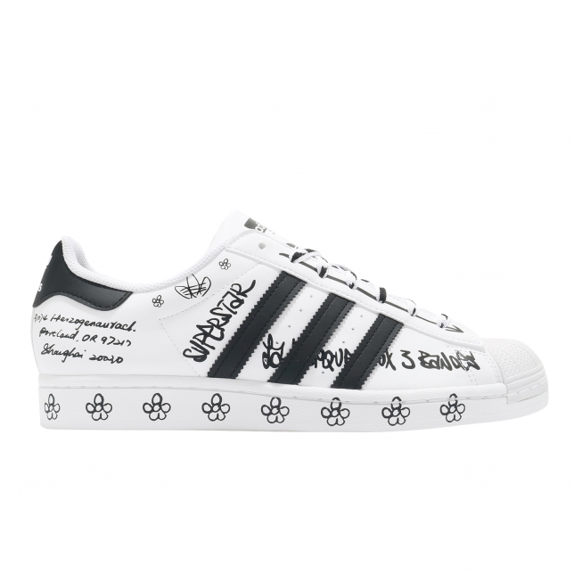 adidas WMNS Superstar Graffiti Footwear White Core Black GV9804
