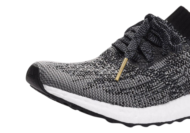 adidas WMNS Ultra Boost Uncaged Core Black BB3904