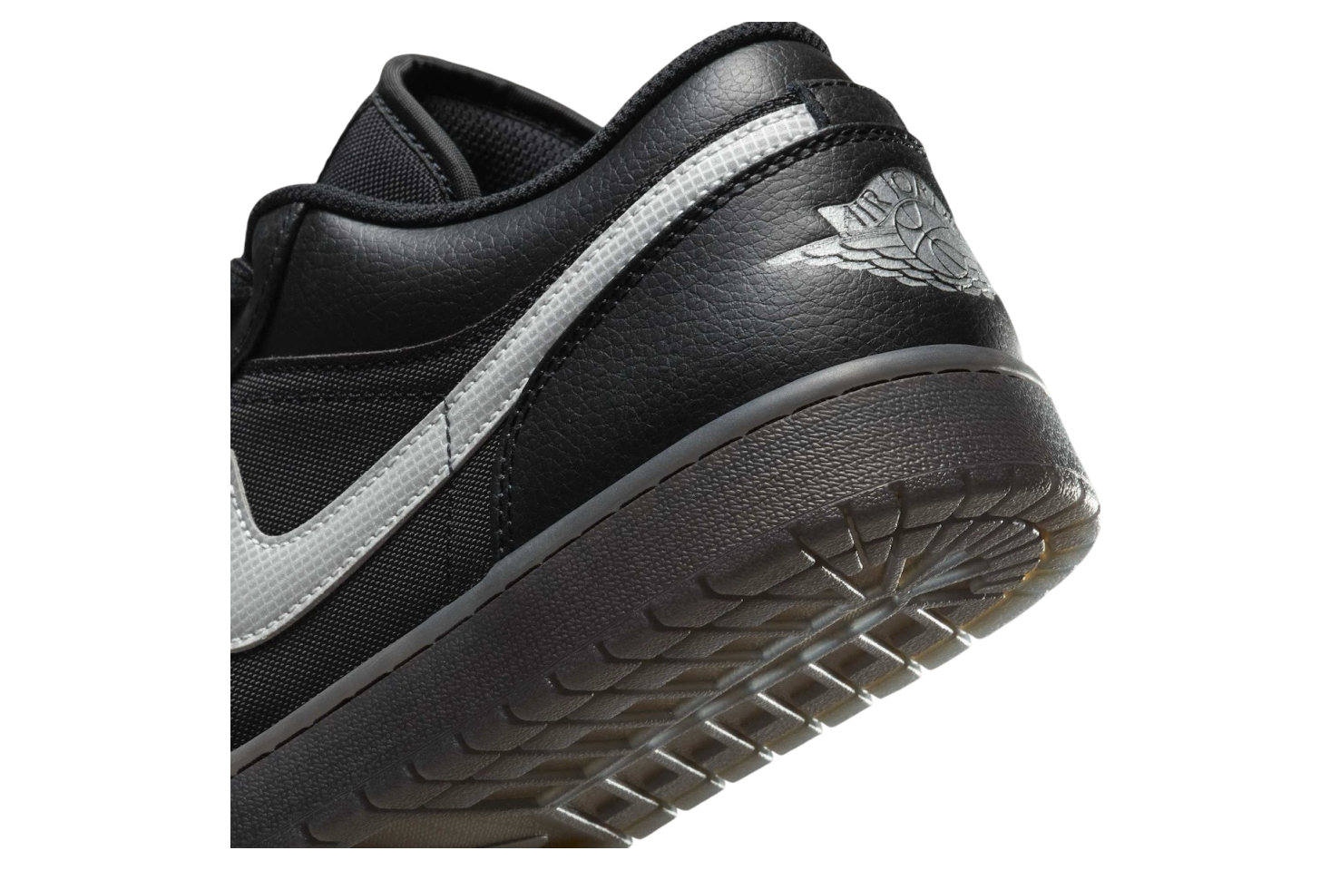 Air Jordan 1 Low Black / Dark Smoke Grey