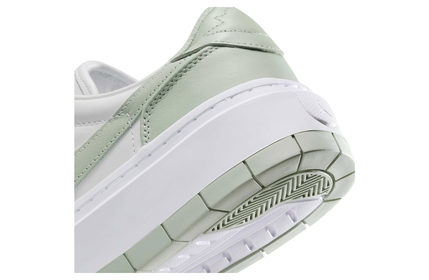 Air Jordan 1 Low Elevate Seafoam / White