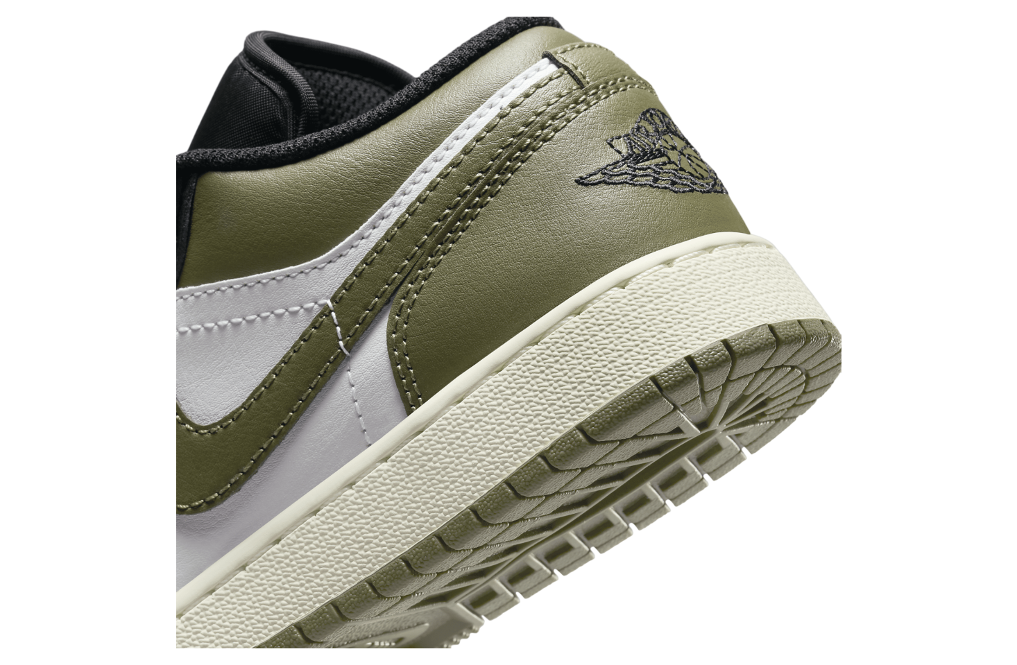 Air Jordan 1 Low GS Black / Medium Olive