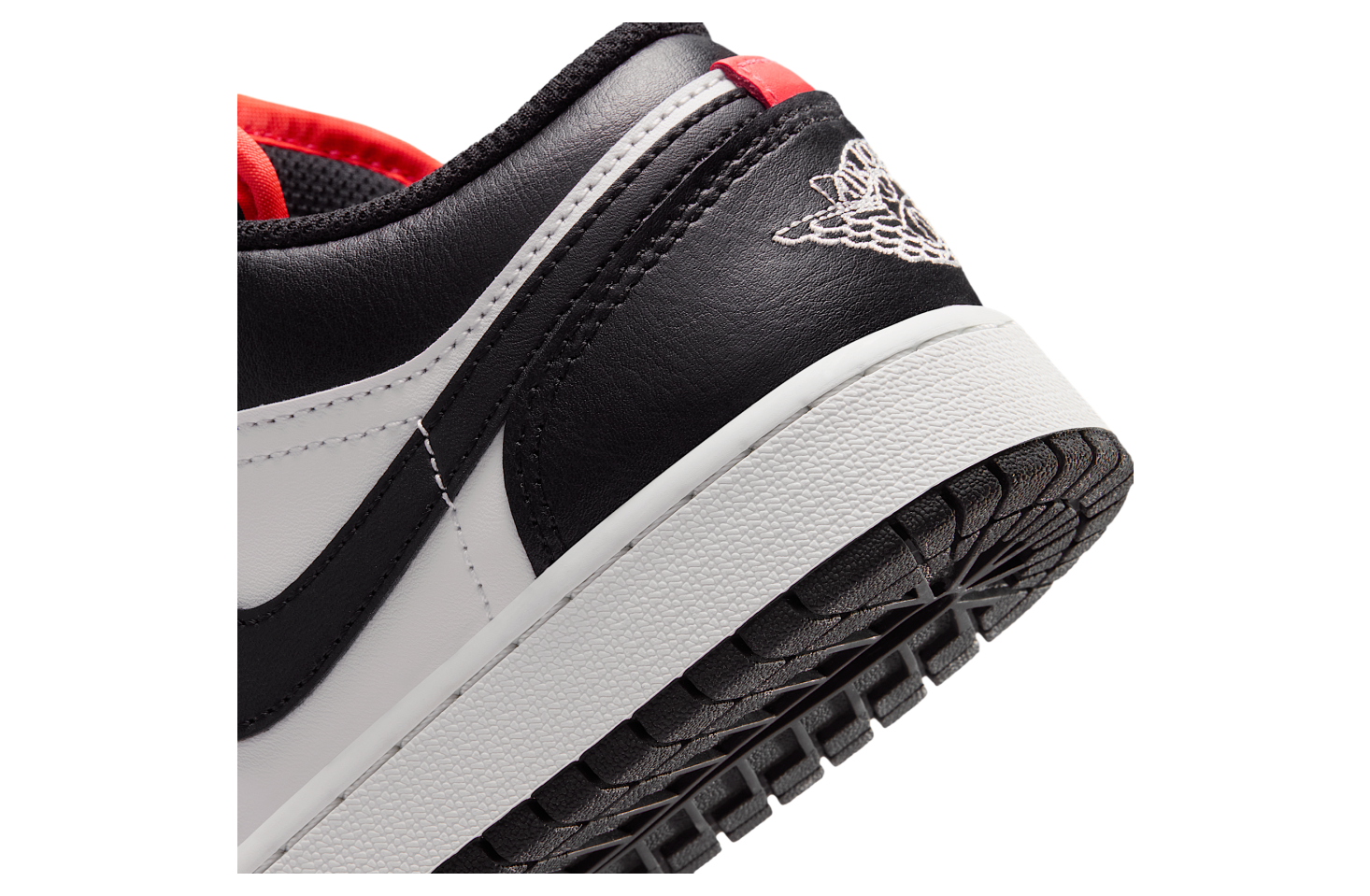 Air Jordan 1 Low GS Black / Summit White / Infrared 23