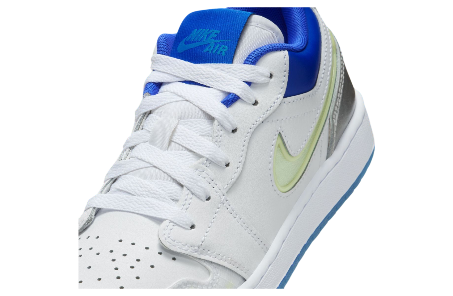 Air Jordan 1 Low Gs The Sky Is Not The Limit
