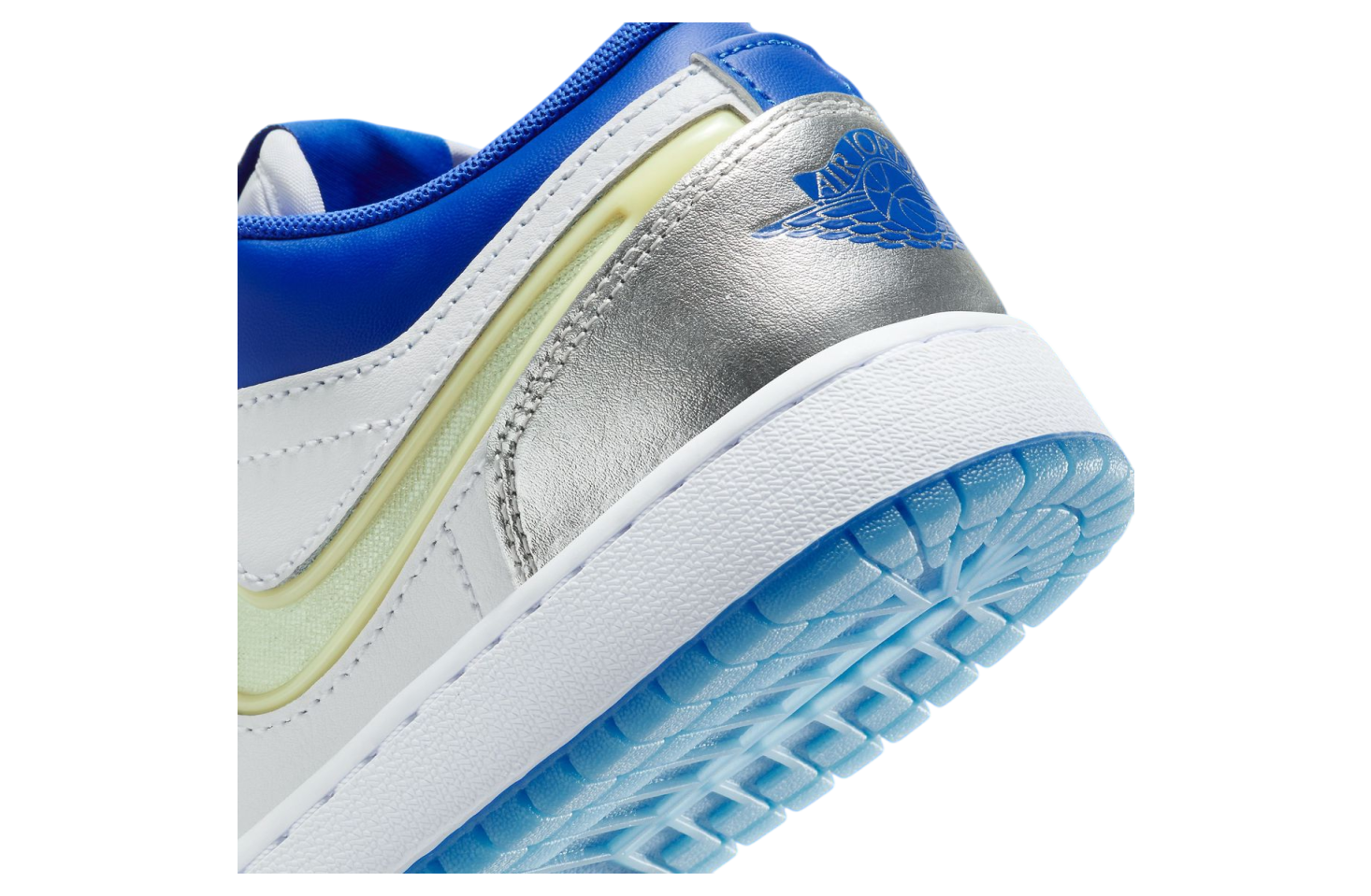 Air Jordan 1 Low Gs The Sky Is Not The Limit