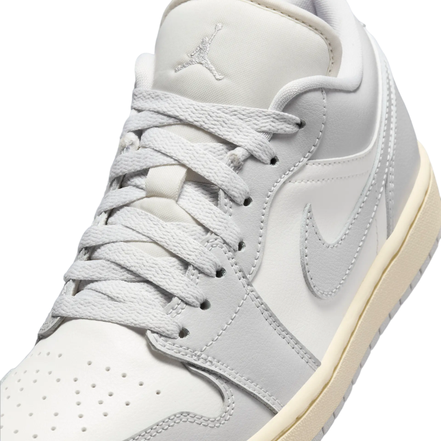 Air Jordan 1 Low Light Grey / Sail