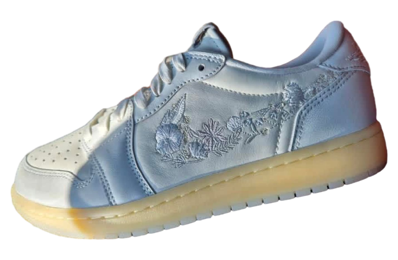 Air Jordan 1 Low OG Sail / Off White