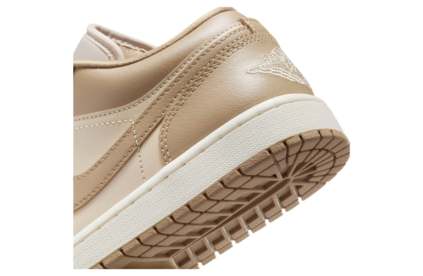 Air Jordan 1 Low Rattan / Desert Camo