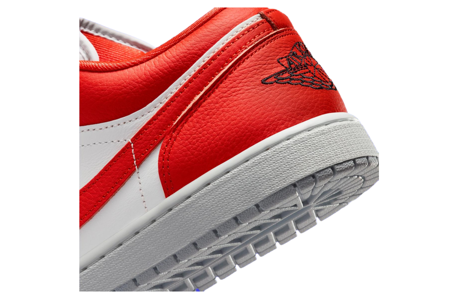 Air Jordan 1 Low SE Chile Red / Summit White