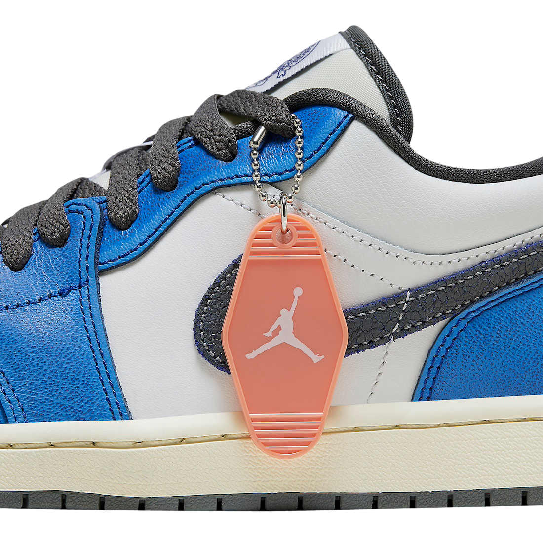 Air Jordan 1 Low SE Flight Vintage