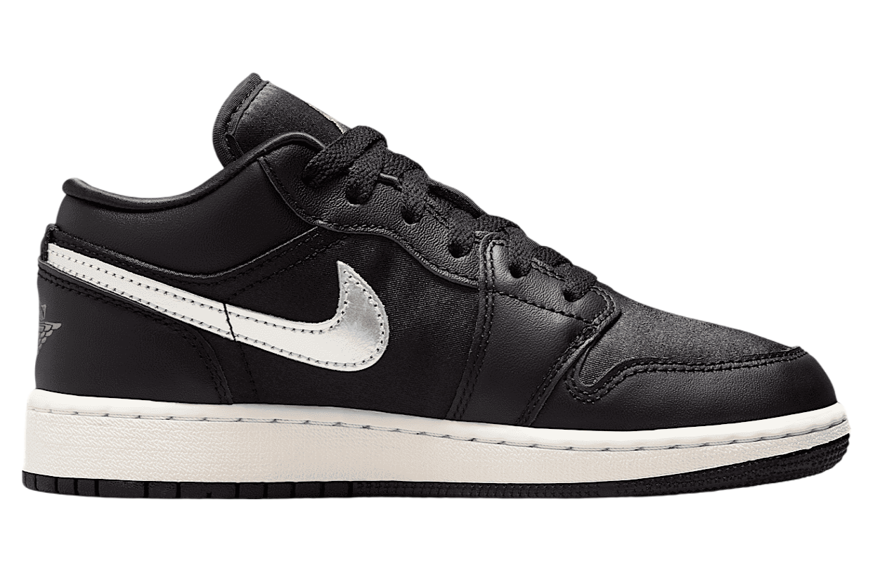 Air Jordan 1 Low SE GS Black / Sail