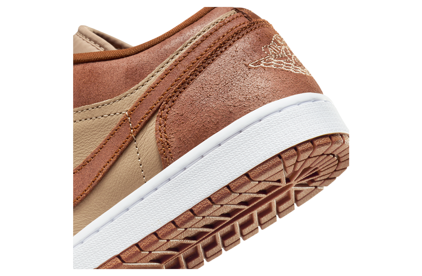 Air Jordan 1 Low SE WMNS Legend Medium Brown / Legend Coffee