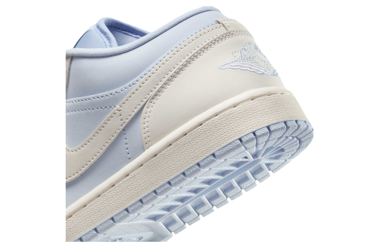 Air Jordan 1 Low WMNS Hydrogen Blue / Cream