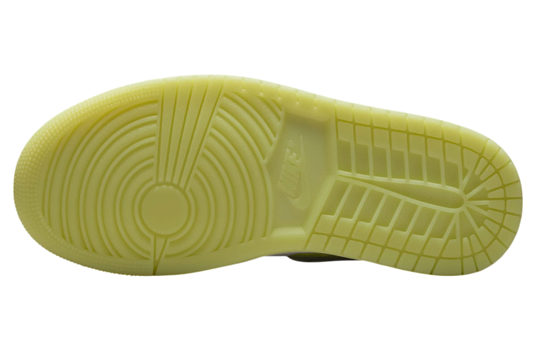 Air Jordan 1 Low Wmns Method Of Make V3 Sail / Luminous Green