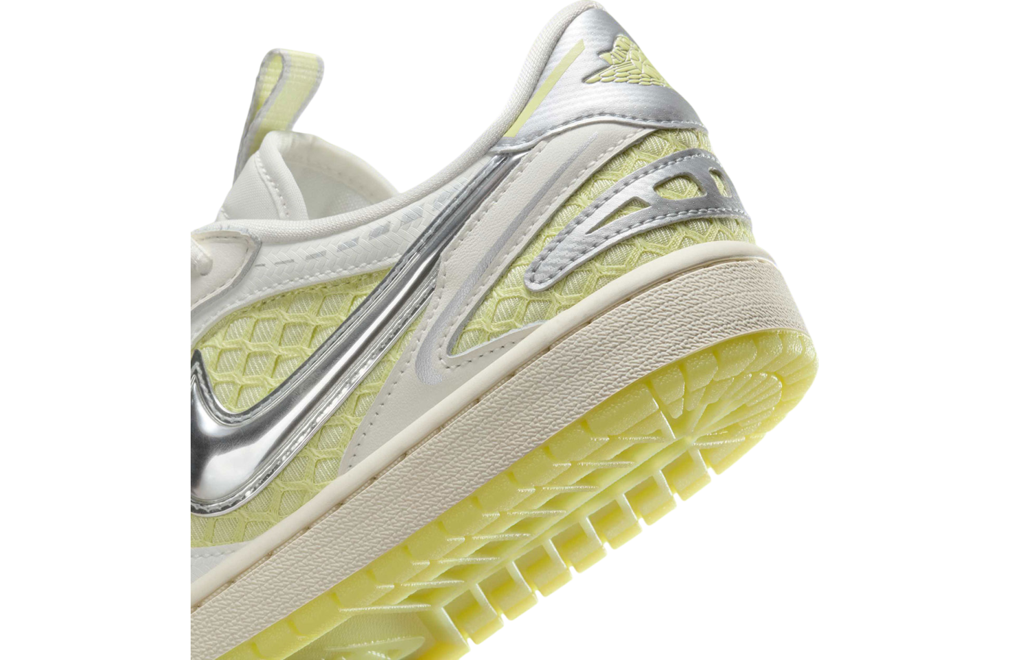 Air Jordan 1 Low Wmns Method Of Make V3 Sail / Luminous Green