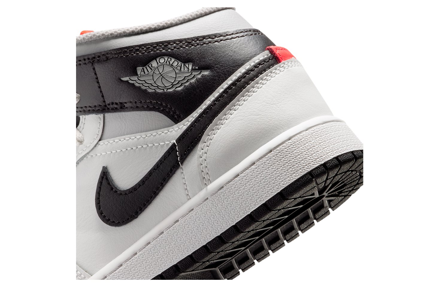 Air Jordan 1 Mid GS Summit White / Infrared 23