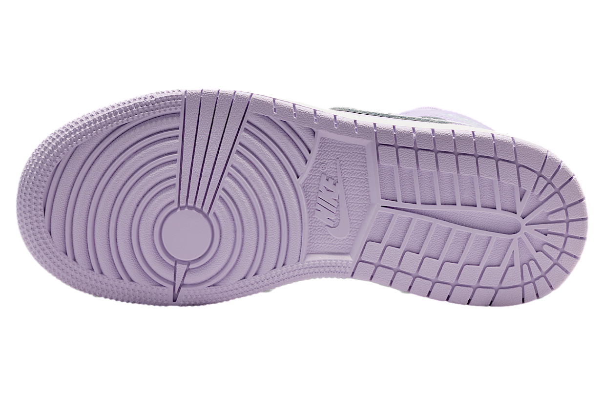 Air Jordan 1 Mid GS Violet Mist / Barely Grape