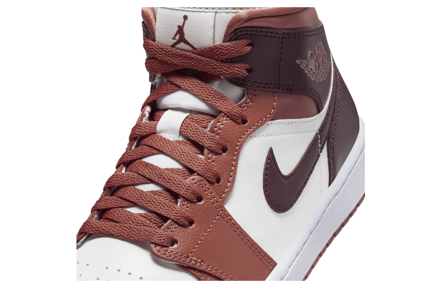 Air Jordan 1 Mid WMNS Dusty Peach / Sail