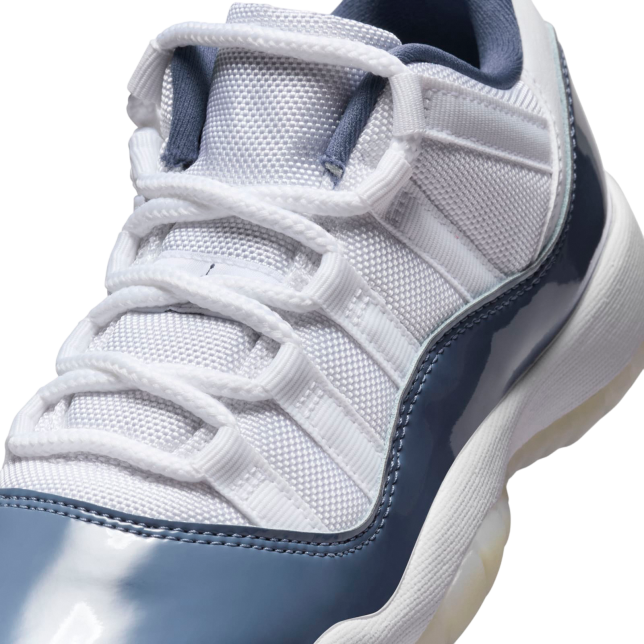 Air Jordan 11 Low GS White / Midnight Navy