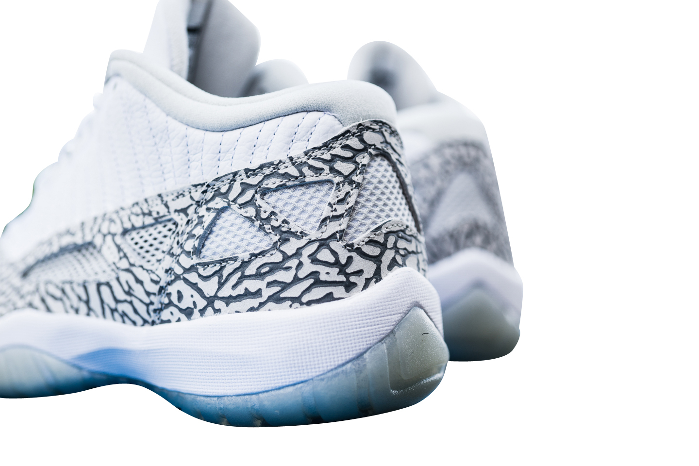 Air Jordan 11 Low IE - Cobalt - Aug 2015 - 306008102