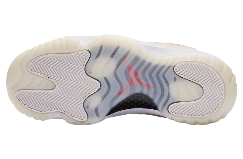 Air Jordan 11 Platinum Tint