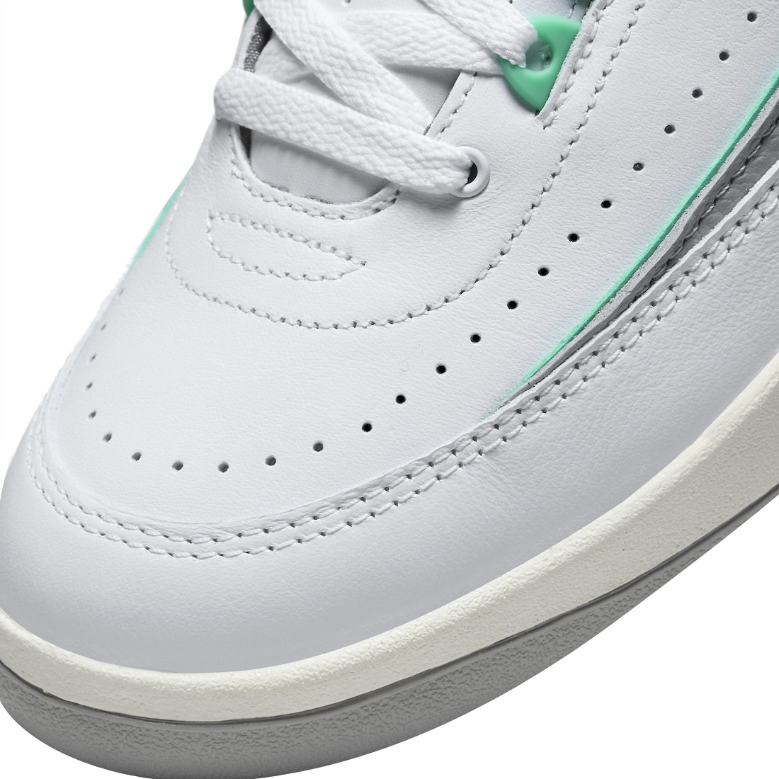 Air Jordan 2 WMNS Crystal Mint