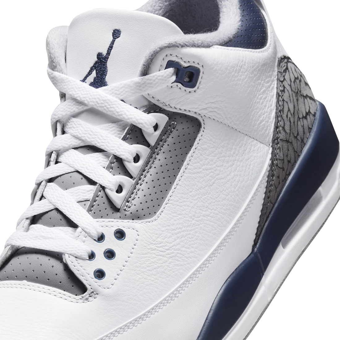 Air Jordan 3 Midnight Navy