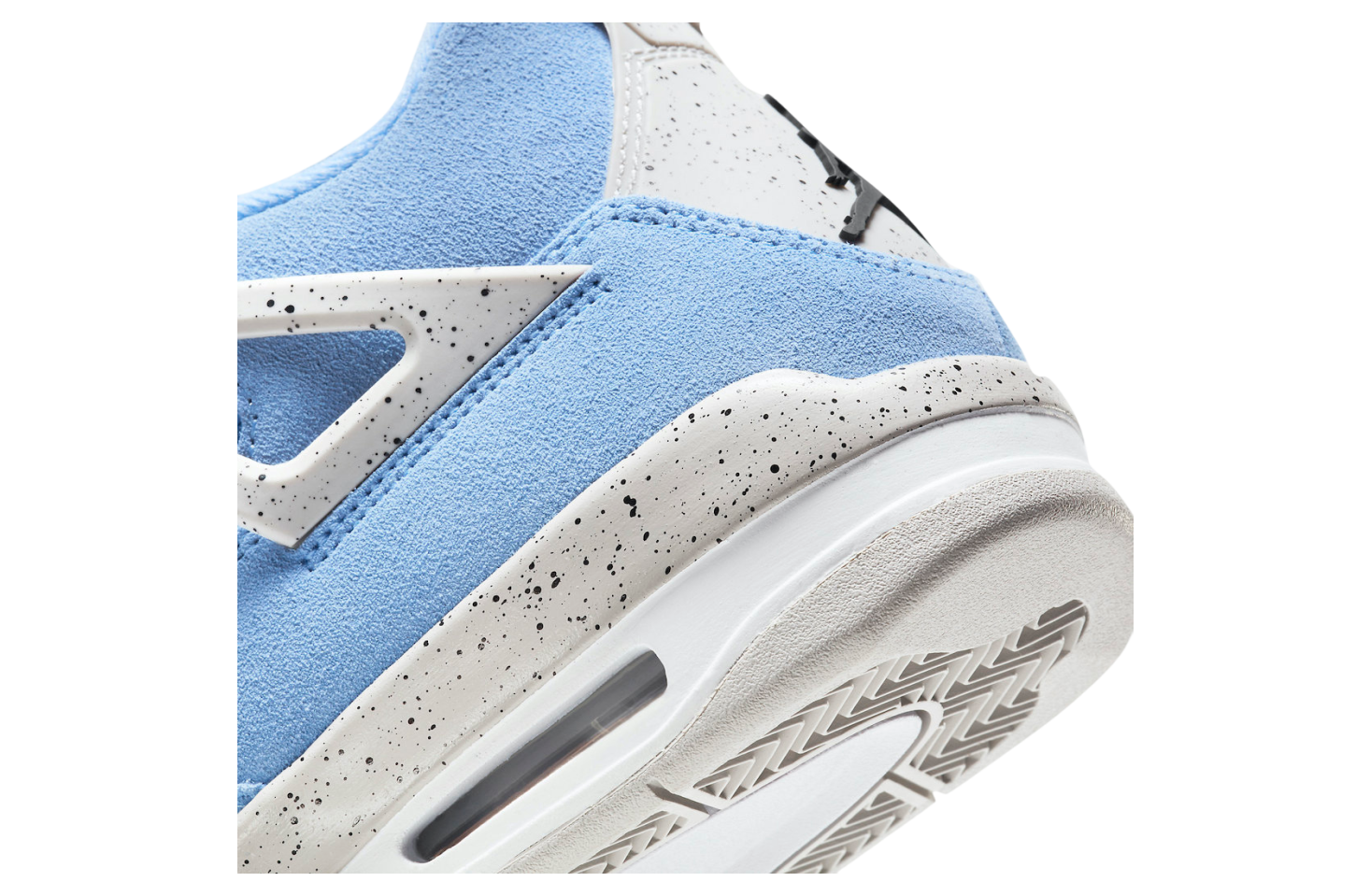 Air Jordan 4 University Blue