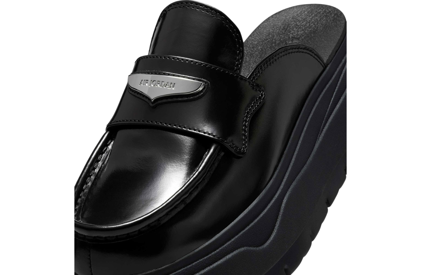 Air Jordan Mule Wmns Black / Metallic Silver