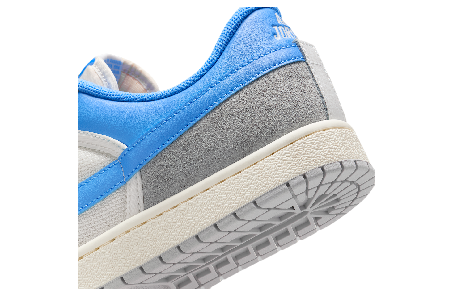 Air Jordan Skyline Low Summit White / Light Smoke Grey / University Blue