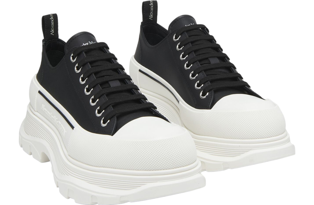 Alexander Mcqueen Tread Slick Lace Up Black / White / thick